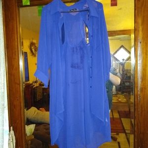 Blue split back button up top